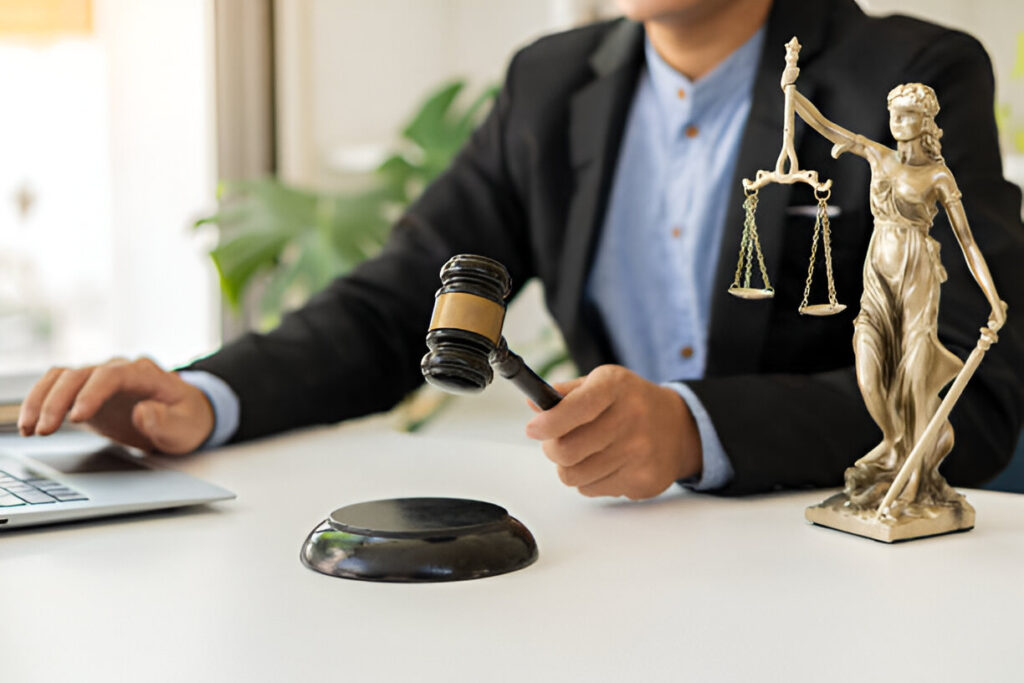 How Will Criminal Defense Lawyers in Denver Build and Defend Your Case?